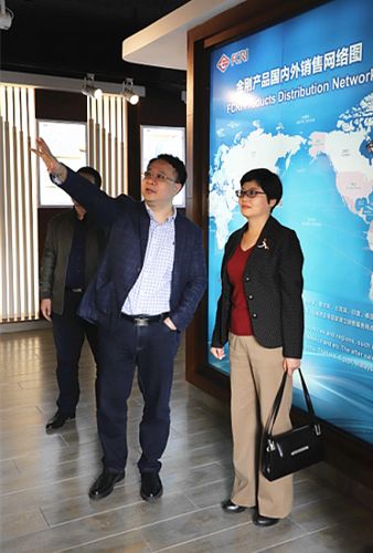 �U�ǅ^(q��)�I���W�R�����о����������Ї��չȈ@�^(q��)�l(f��)չ���r